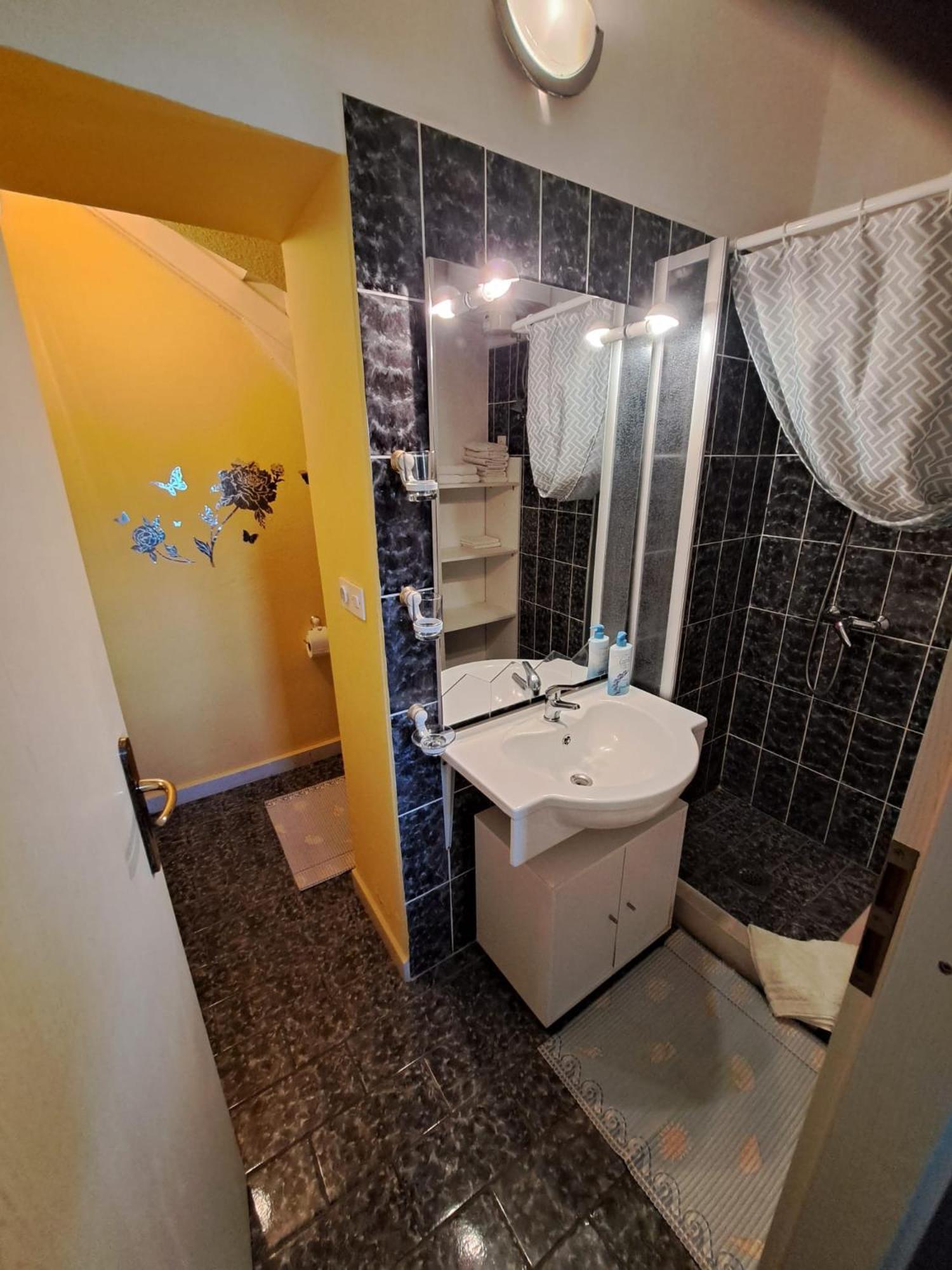 Apartmani Dusica Lumbarda Exterior foto