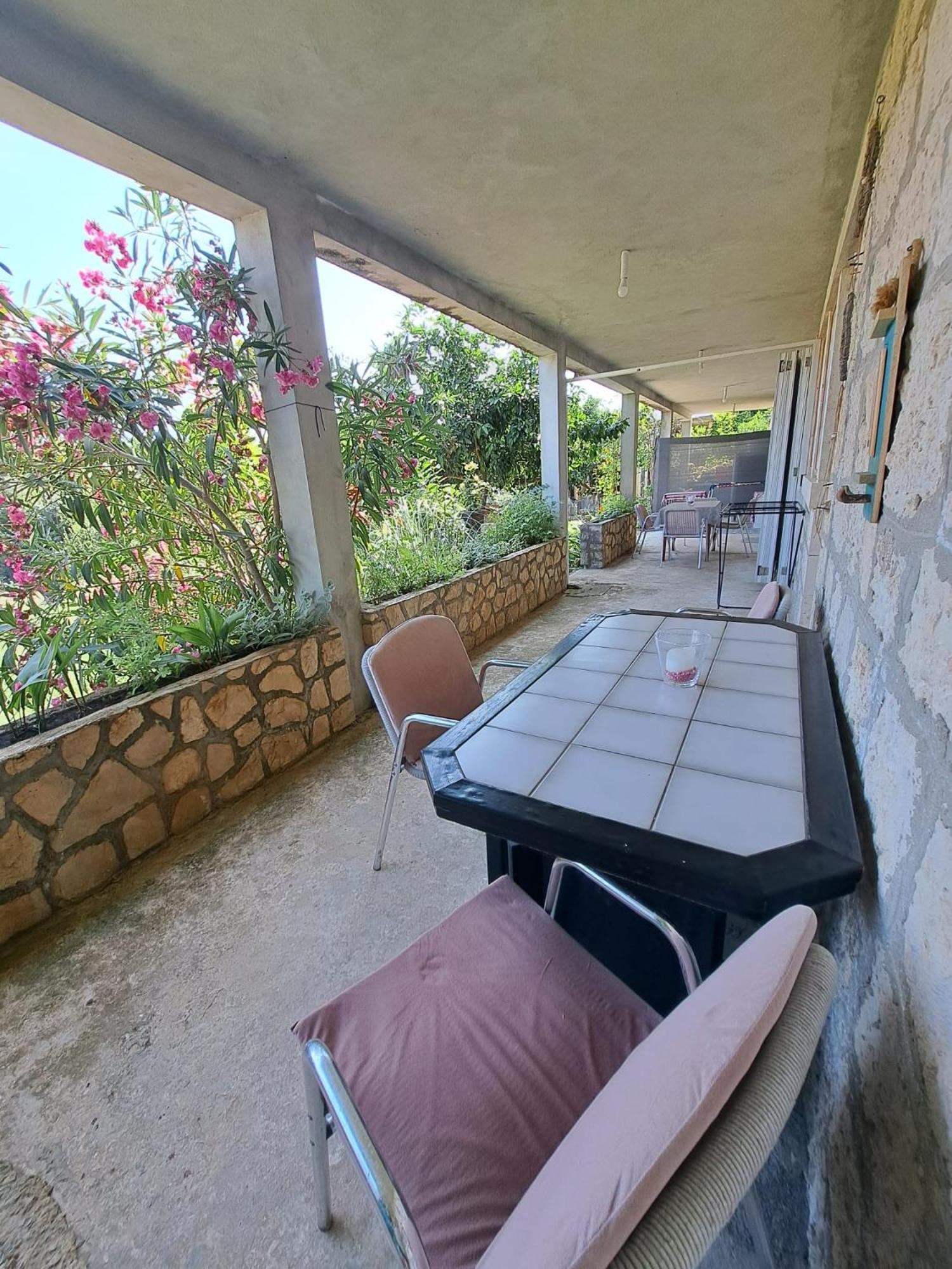 Apartmani Dusica Lumbarda Exterior foto